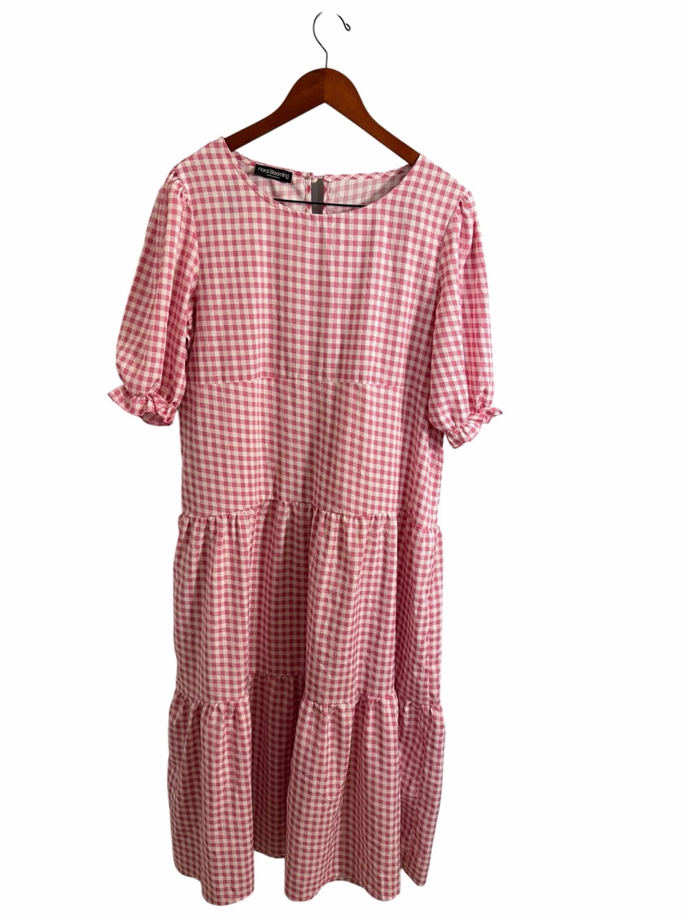 Pink Gingham Maxi Dress with Puff Sleeves - Picture 2 of 9